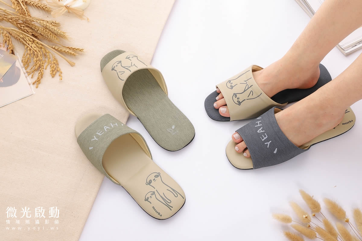 室內拖鞋攝影｜簡約灰色質感拖鞋與鞋墊模特兒實穿攝影｜太松鞋業 43
