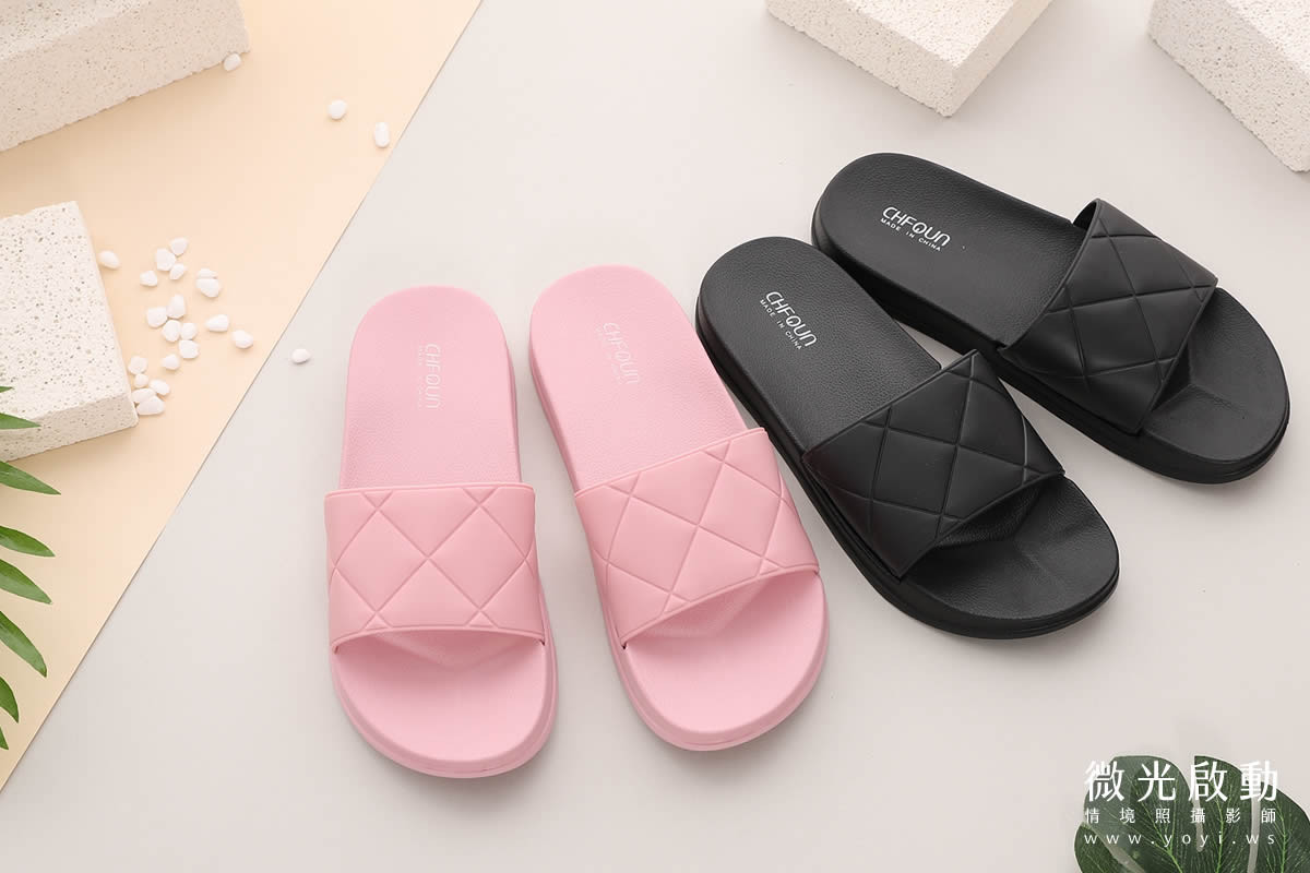 室內拖鞋攝影｜簡約灰色質感拖鞋與鞋墊模特兒實穿攝影｜太松鞋業 63