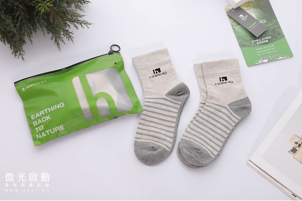 室內拖鞋攝影｜簡約灰色質感拖鞋與鞋墊模特兒實穿攝影｜太松鞋業 89