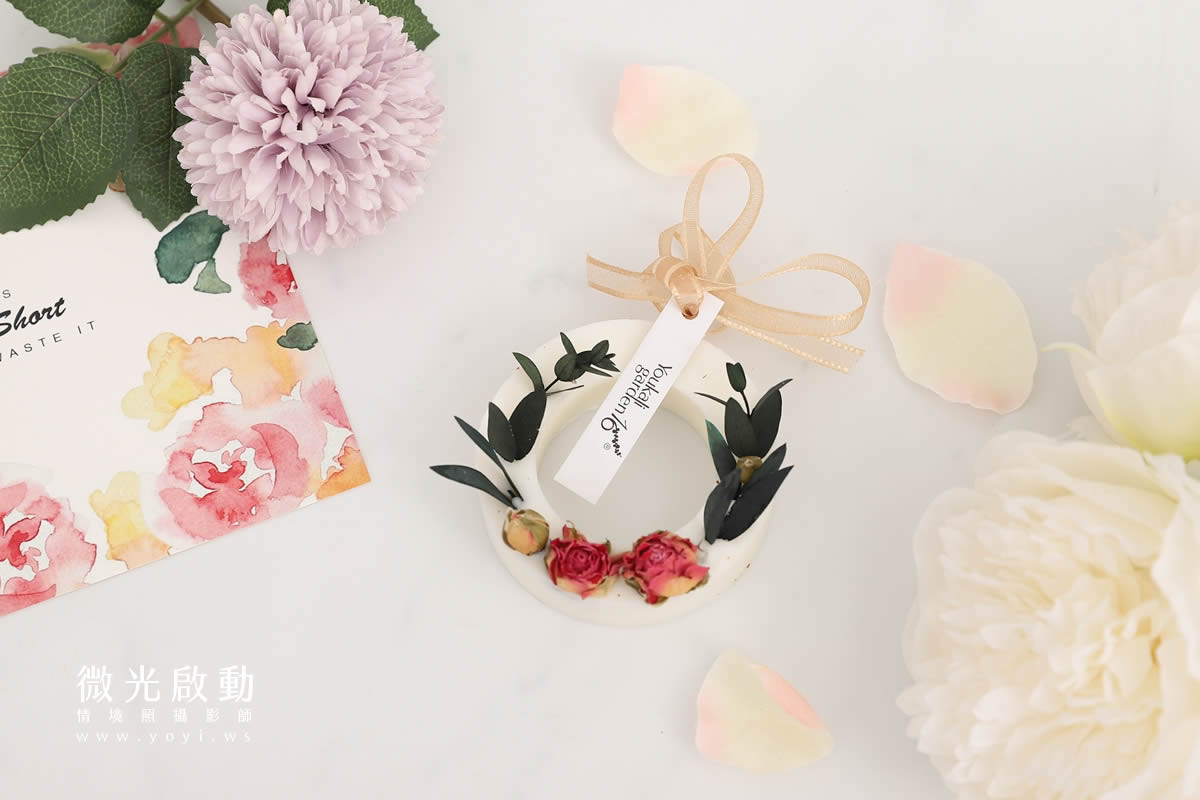 香氛產品攝影｜精緻香氛精油蠟片與乾燥花美學情境攝影｜太松 15
