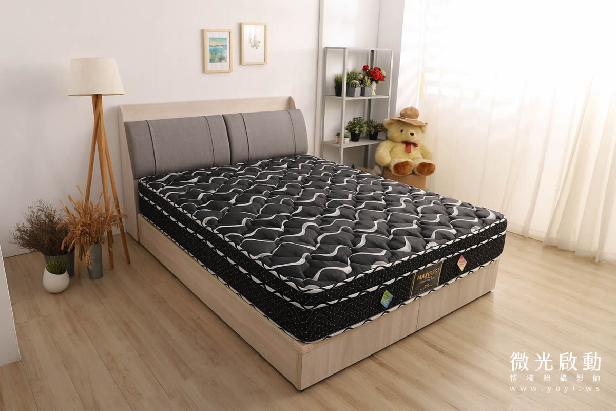 沙發商品攝影｜灰色質感布沙發溫馨客廳情境攝影 201