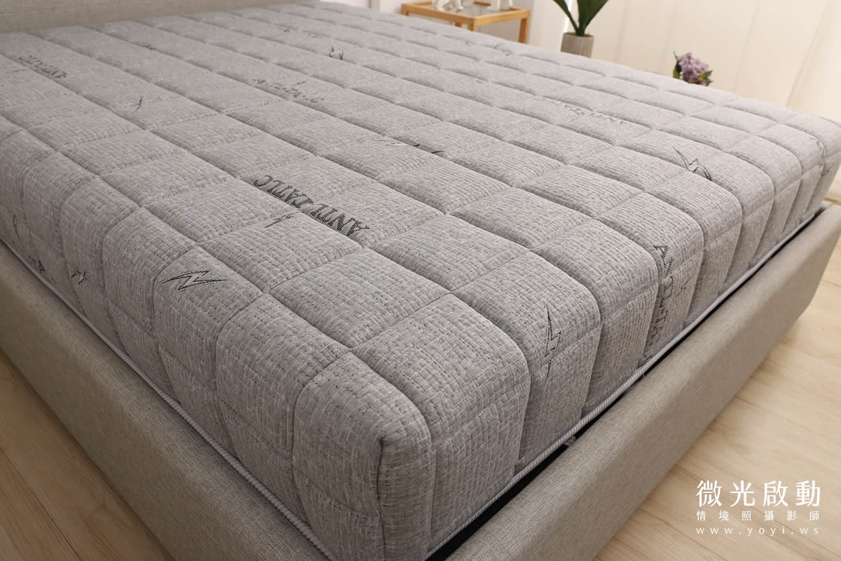 沙發商品攝影｜灰色質感布沙發溫馨客廳情境攝影 207