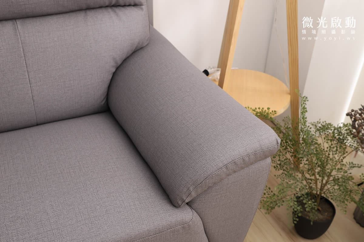 沙發商品攝影｜灰色質感布沙發溫馨客廳情境攝影 43