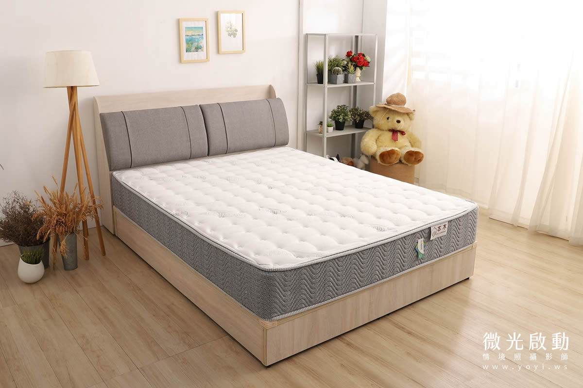 沙發商品攝影｜灰色質感布沙發溫馨客廳情境攝影 83