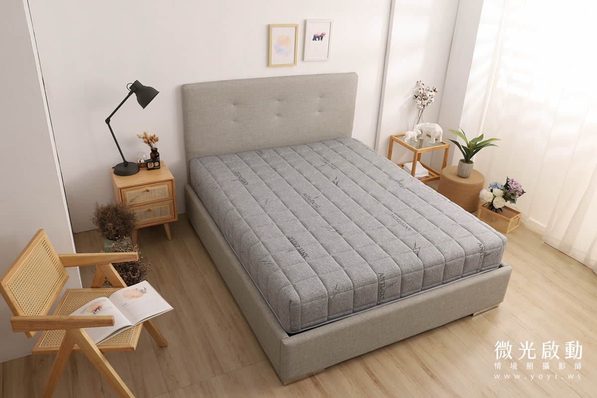 沙發商品攝影｜灰色質感布沙發溫馨客廳情境攝影 91