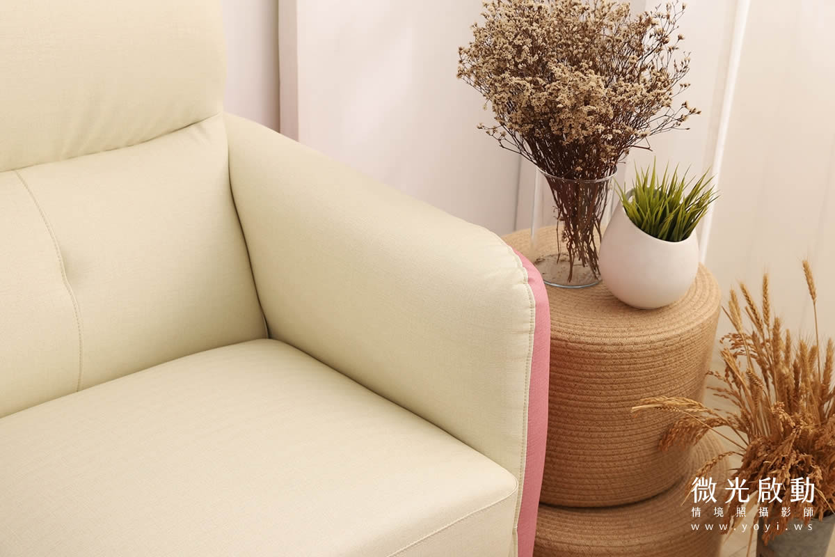 沙發商品攝影｜灰色質感布沙發溫馨客廳情境攝影 107