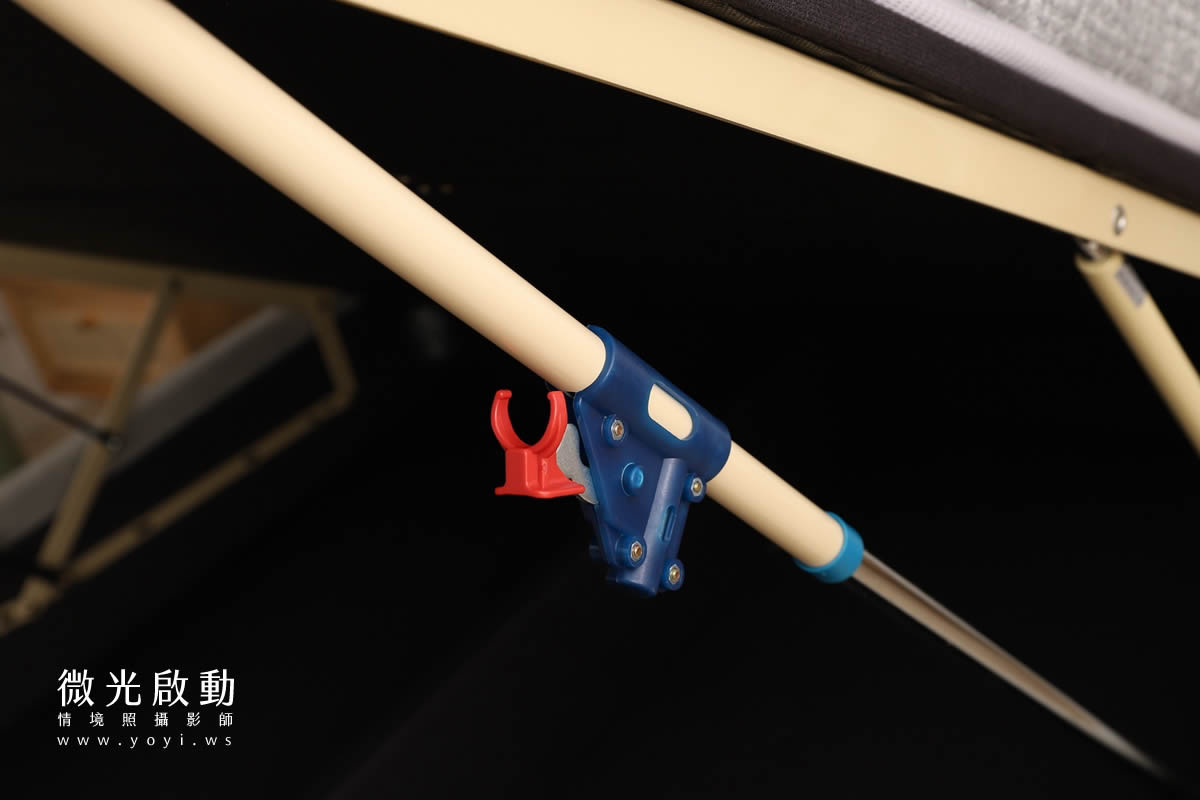 沙發商品攝影｜灰色質感布沙發溫馨客廳情境攝影 111