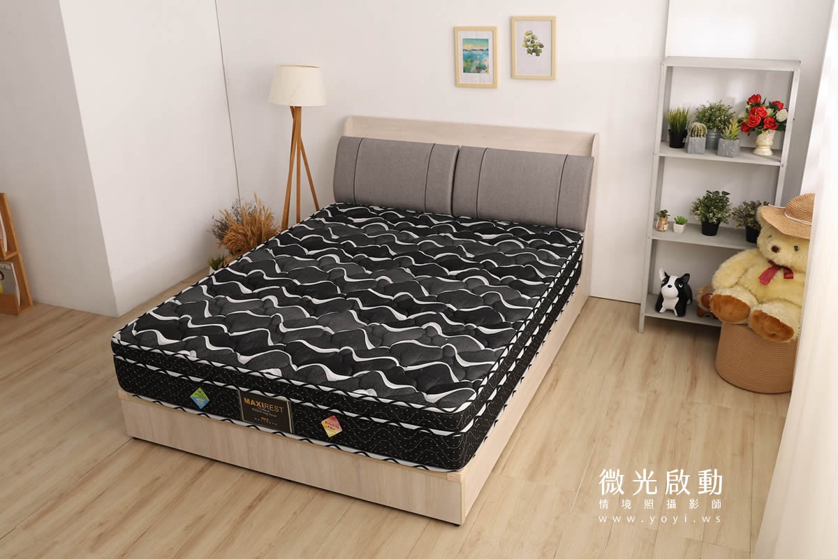 沙發商品攝影｜灰色質感布沙發溫馨客廳情境攝影 113