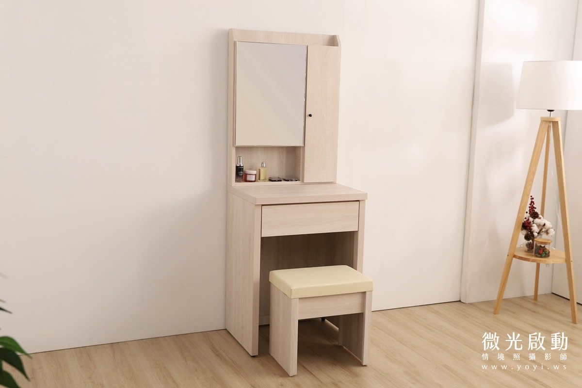 沙發商品攝影｜灰色質感布沙發溫馨客廳情境攝影 153