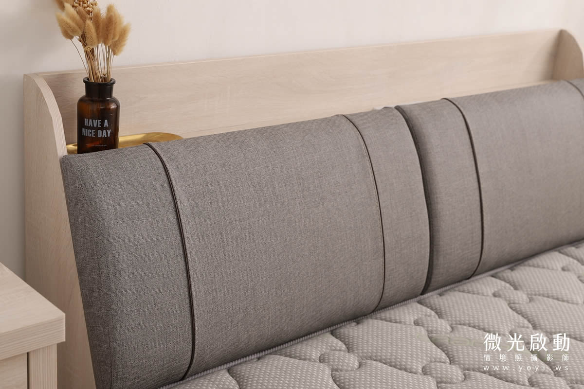 沙發商品攝影｜灰色質感布沙發溫馨客廳情境攝影 155
