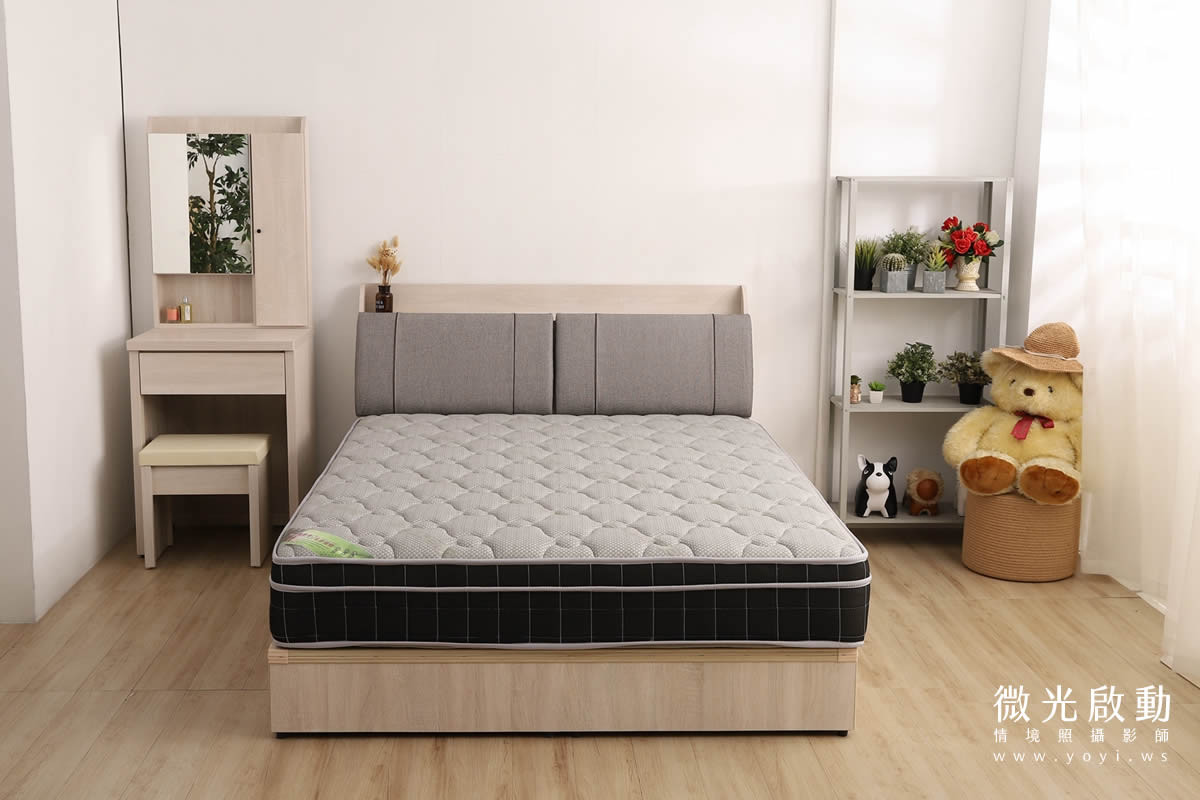 沙發商品攝影｜灰色質感布沙發溫馨客廳情境攝影 159