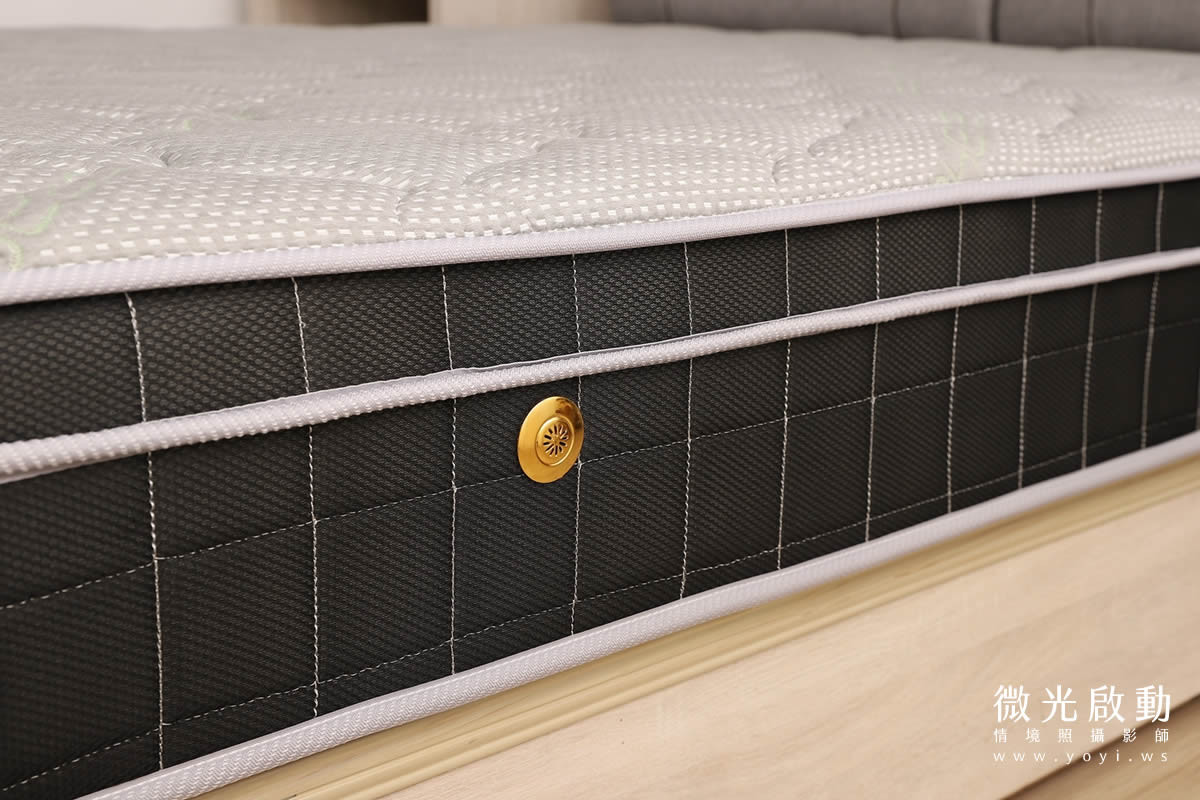 沙發商品攝影｜灰色質感布沙發溫馨客廳情境攝影 165