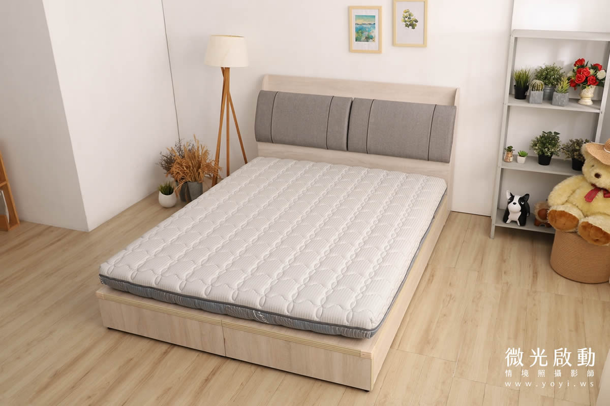 沙發商品攝影｜灰色質感布沙發溫馨客廳情境攝影 181