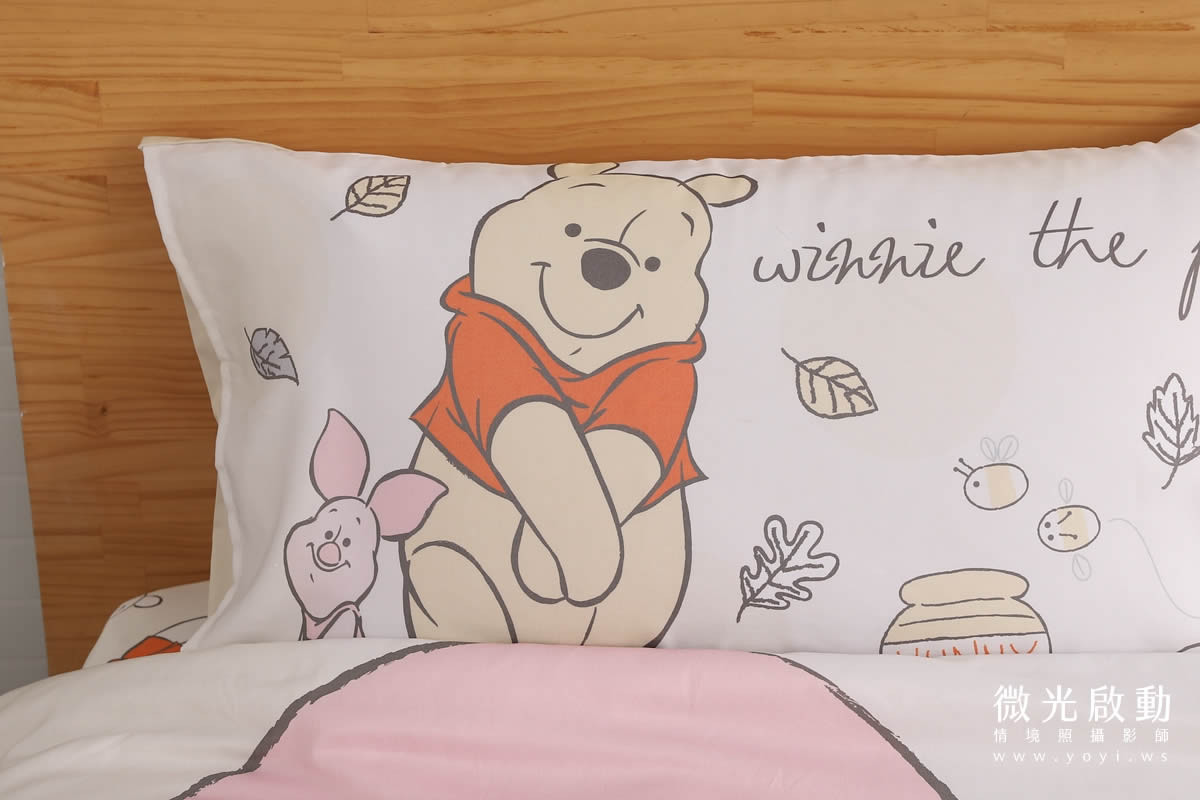 大耳狗寢具攝影｜大耳狗水藍色童趣雙人床包情境攝影｜床的嫁紗 45