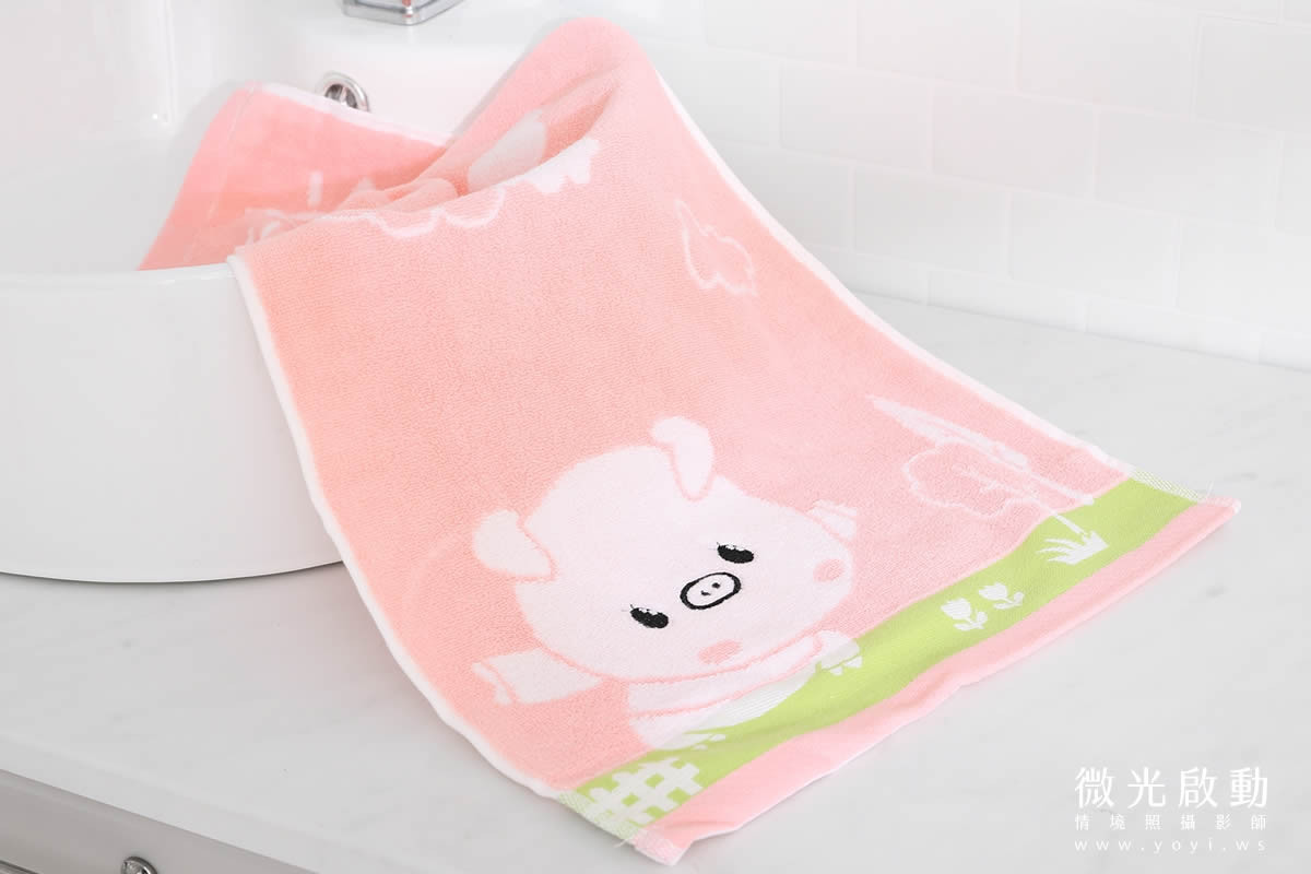 毛巾商品攝影｜質感純色毛巾疊放特寫視覺攝影｜星紅 101