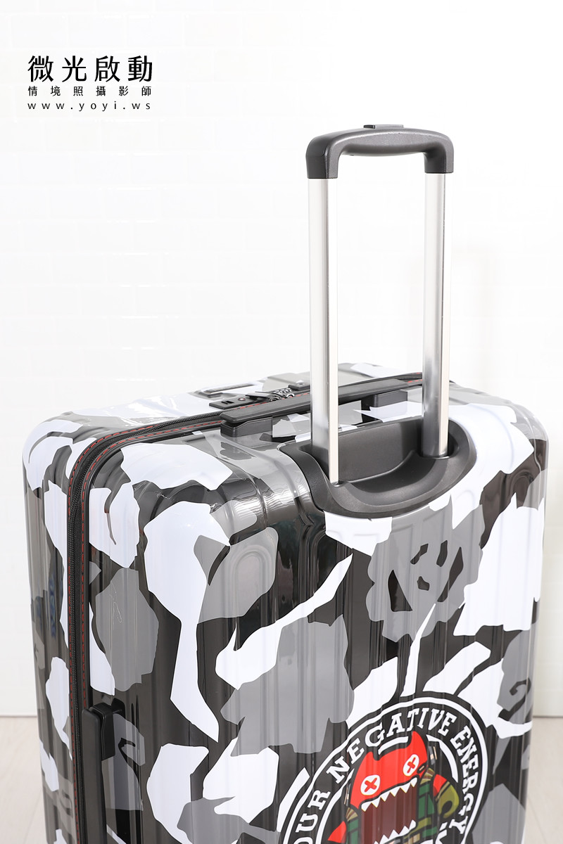 行李箱商品攝影｜個性圖騰行李箱明亮情境攝影｜冶亮實業 41