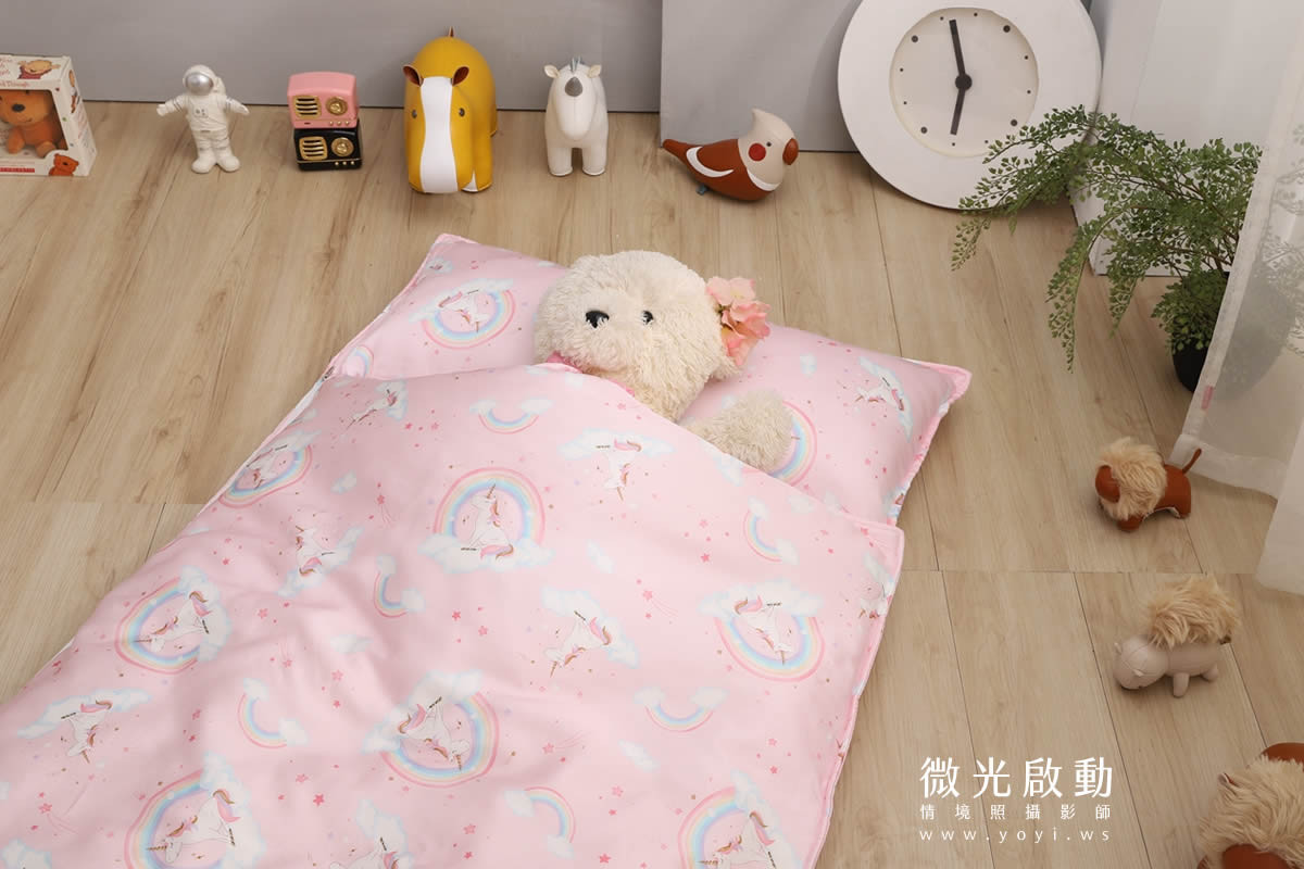 兒童寢具攝影｜粉柔溫馨兒童雙人床包情境攝影｜愛利斯 109