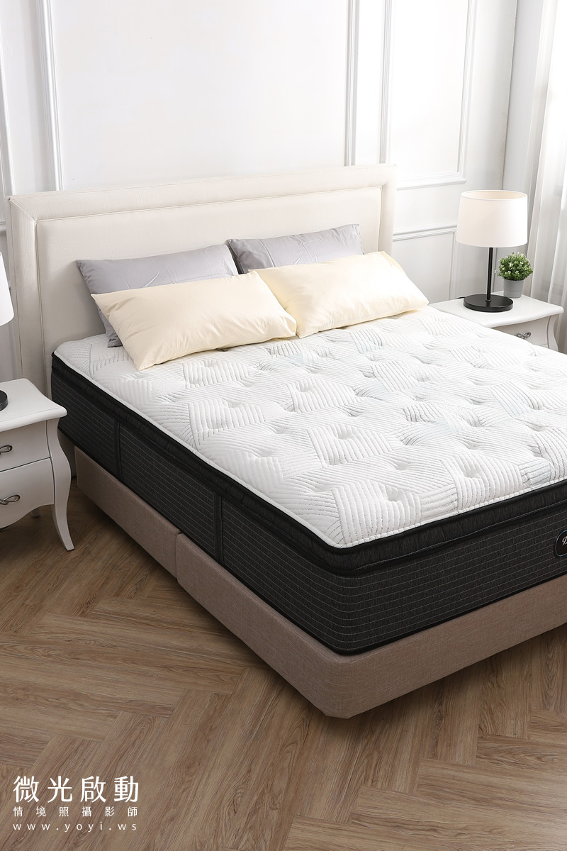 床墊家具攝影｜高支撐機能床墊與沙發明亮情境攝影｜睡眠王國 15