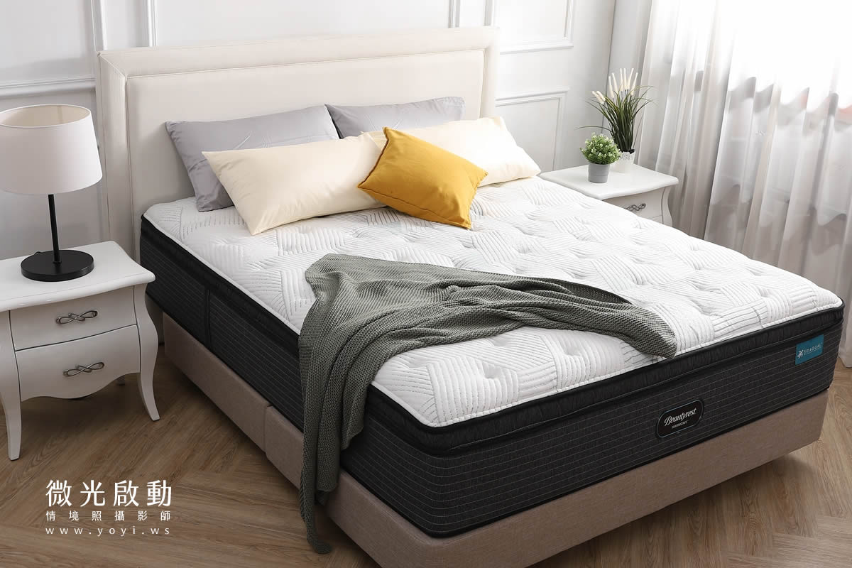 床墊家具攝影｜高支撐機能床墊與沙發明亮情境攝影｜睡眠王國 19