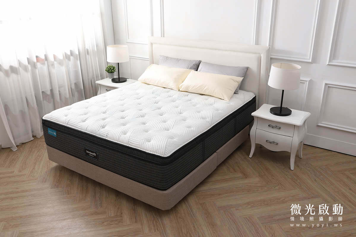 床墊家具攝影｜高支撐機能床墊與沙發明亮情境攝影｜睡眠王國 23