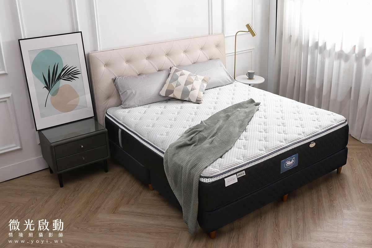 床墊家具攝影｜高支撐機能床墊與沙發明亮情境攝影｜睡眠王國 37