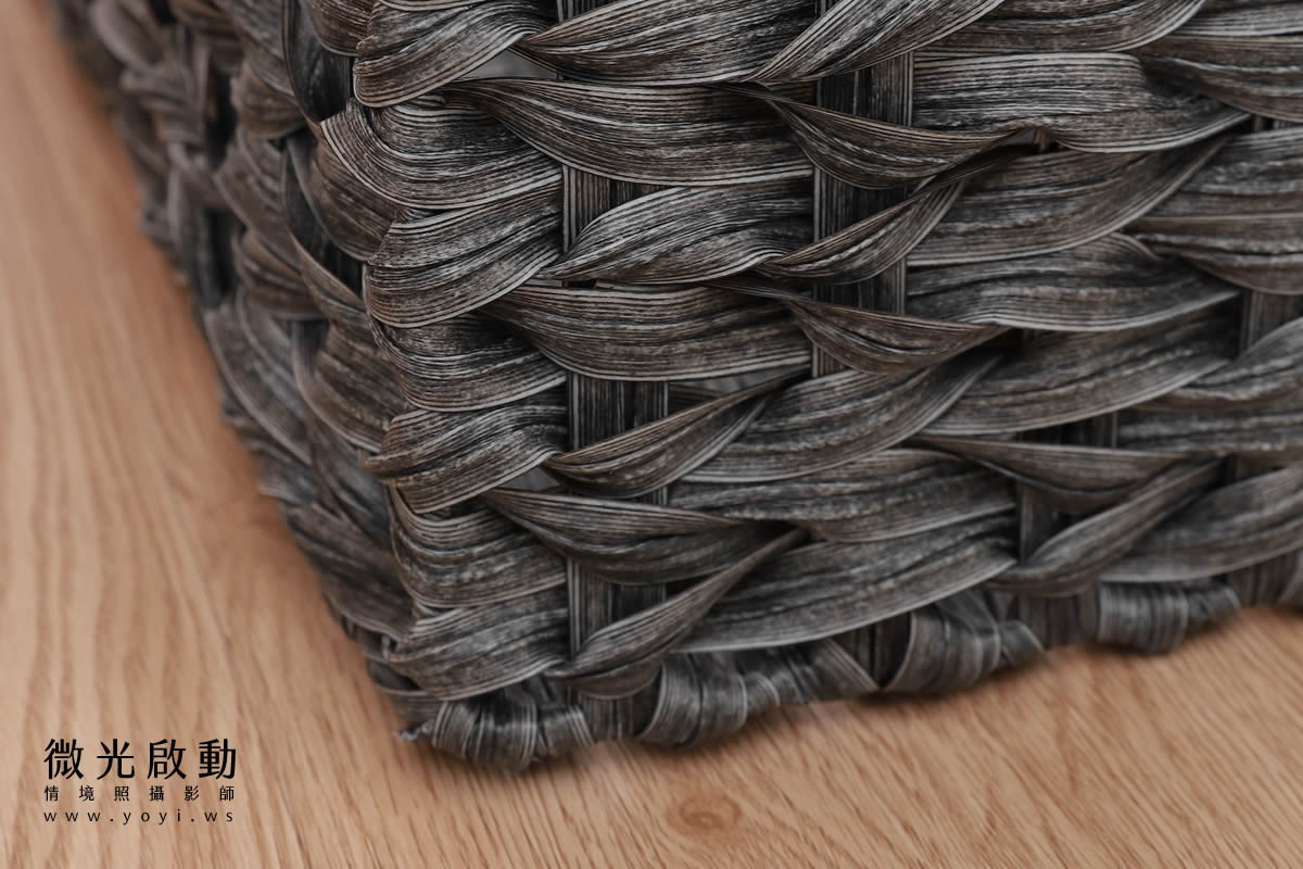 桌巾商品攝影｜清新藍色圖騰桌巾明亮餐廳情境 3