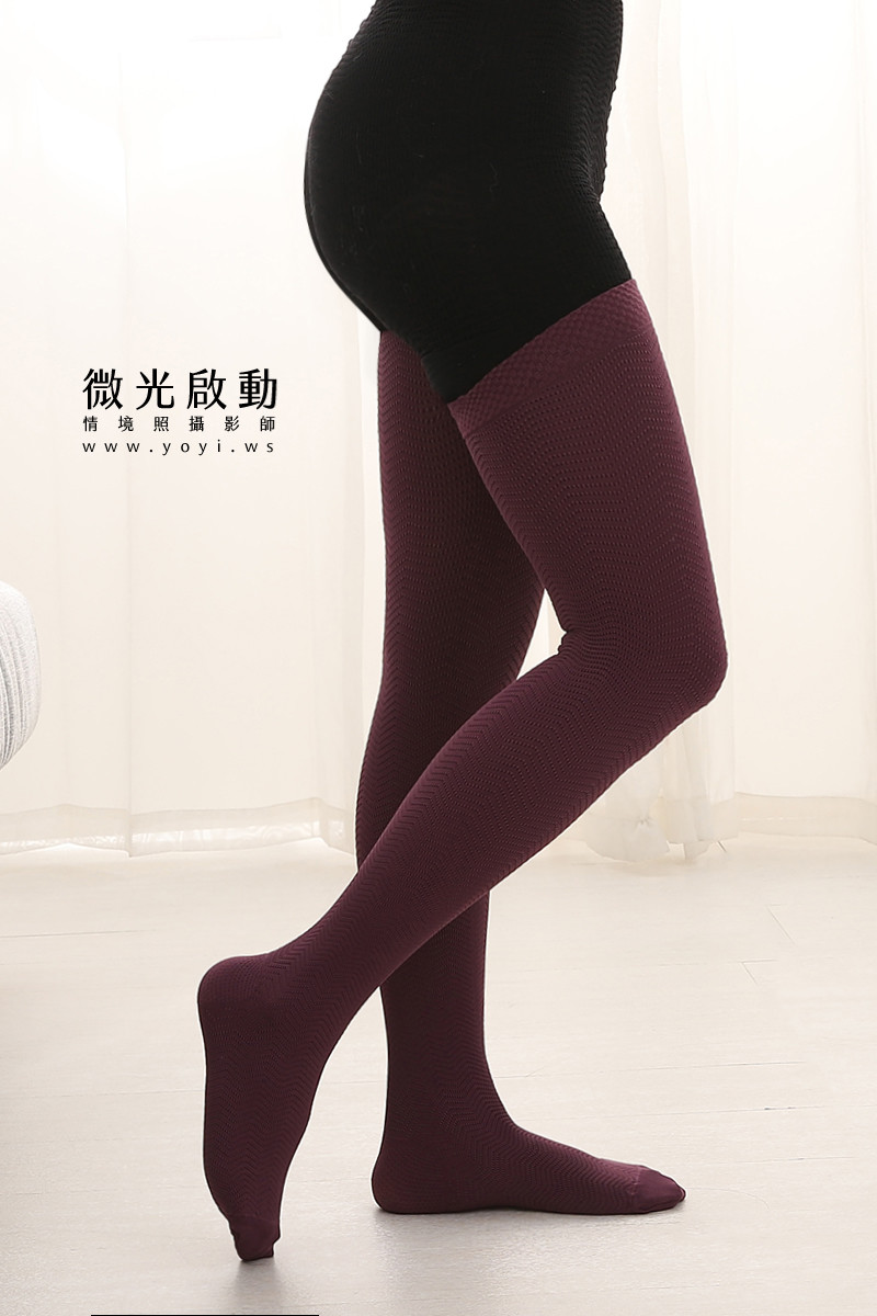 襪子商品攝影｜黑色過膝長襪模特兒實穿美腿情境攝影 13