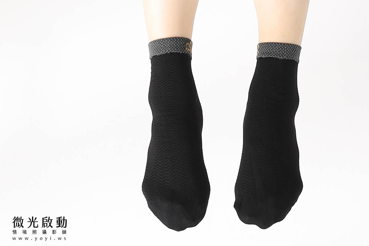襪子商品攝影｜黑色過膝長襪模特兒實穿美腿情境攝影 19