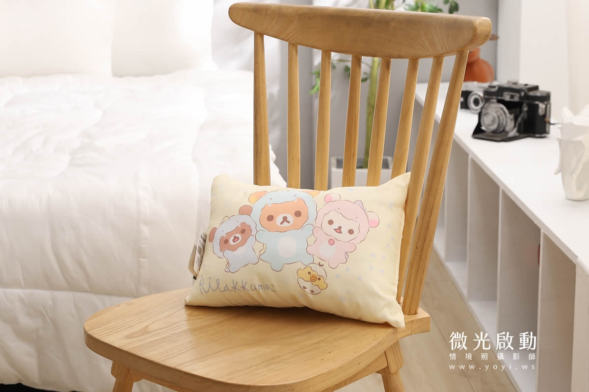 抱枕商品攝影｜童趣插畫風格抱枕木質調情境攝影｜床的嫁紗 29