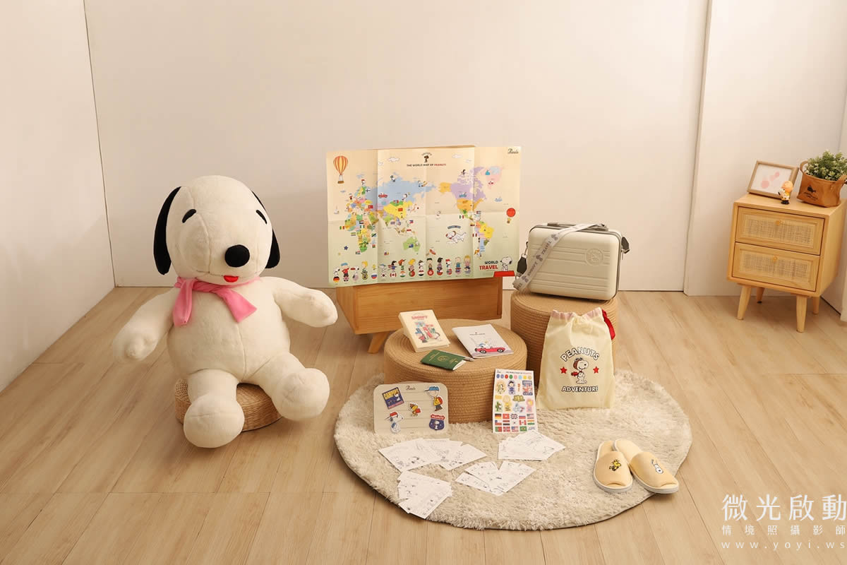 卡通聯名寢具攝影｜史努比圖騰藍色床包模特兒居家情境攝影｜銘詳 5