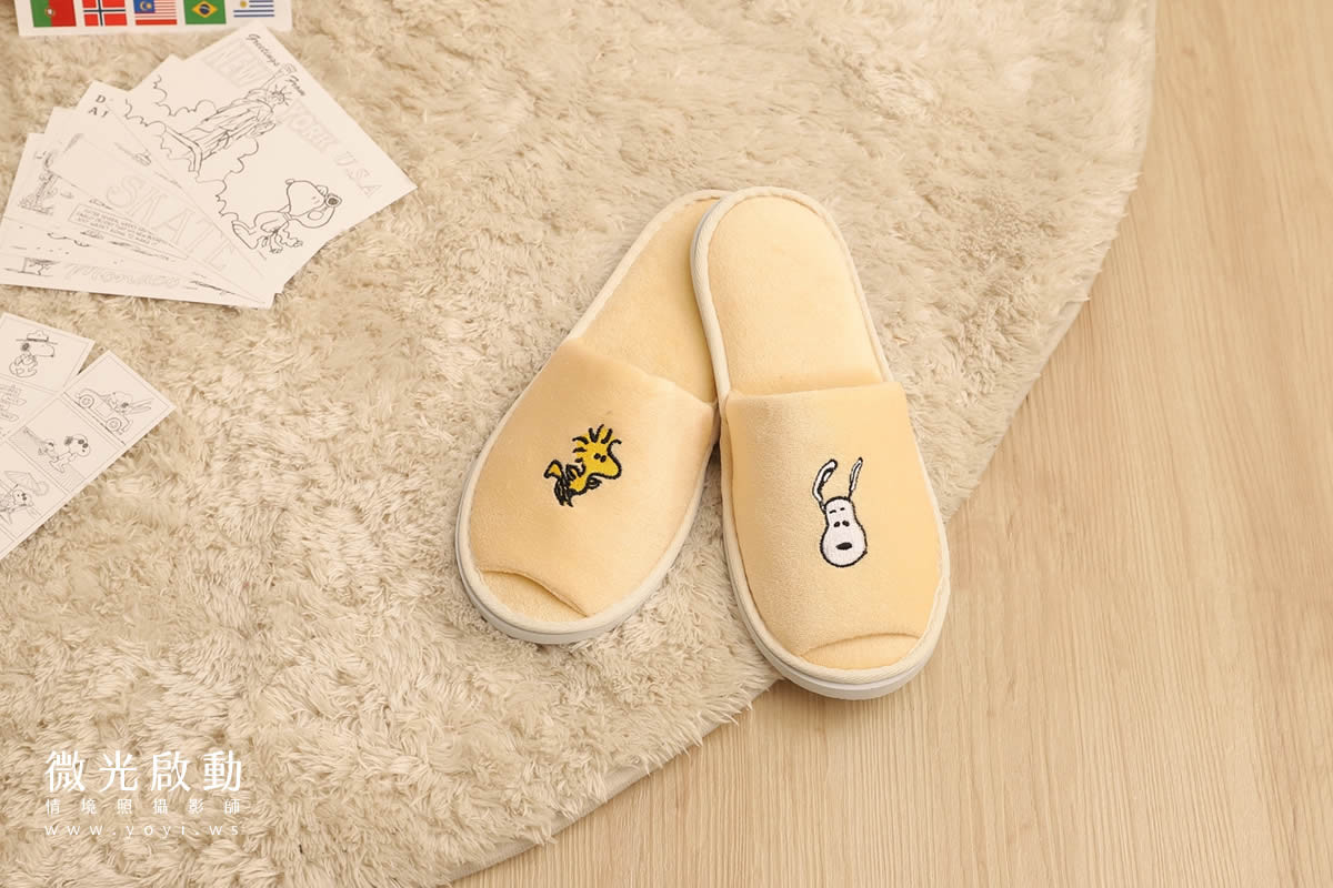 卡通聯名寢具攝影｜史努比圖騰藍色床包模特兒居家情境攝影｜銘詳 9