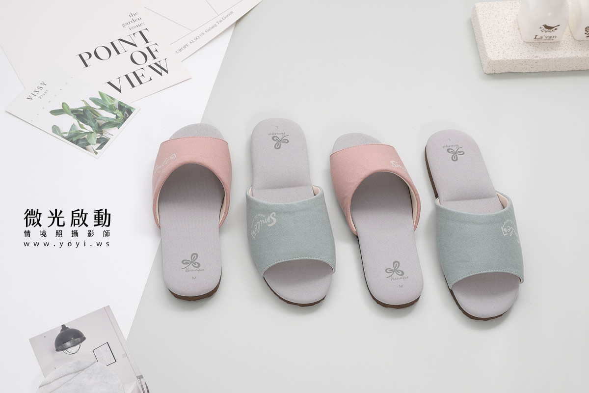 服飾配件商品攝影｜多色系居家拖鞋與包包生活感情境攝影｜太松鞋業 55