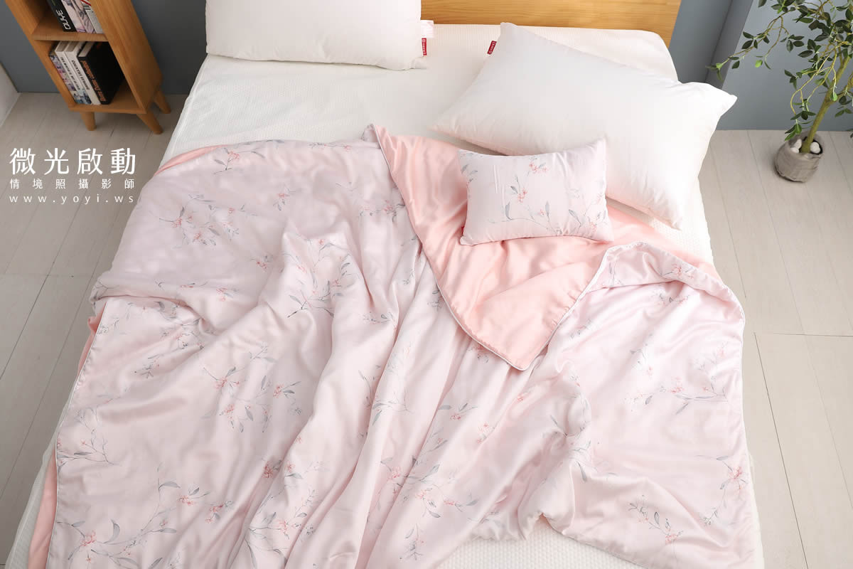 品牌羽絨被攝影｜合隆羽藏粉色輕柔羽絨被模特兒情境攝影｜合隆羽藏 7