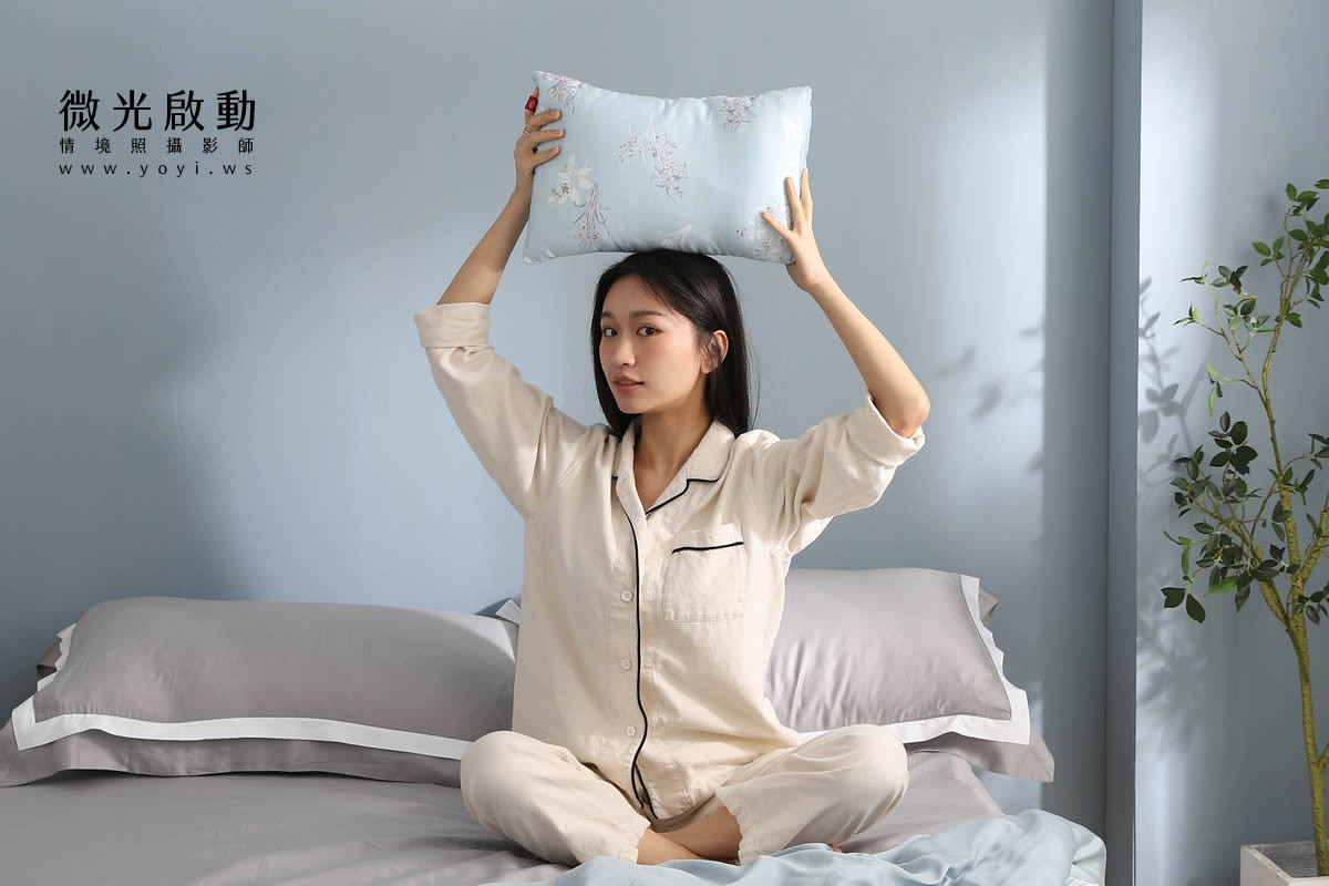 品牌羽絨被攝影｜合隆羽藏粉色輕柔羽絨被模特兒情境攝影｜合隆羽藏 65