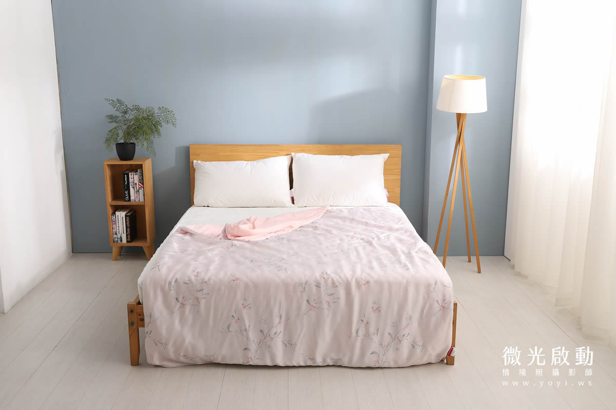 品牌羽絨被攝影｜合隆羽藏粉色輕柔羽絨被模特兒情境攝影｜合隆羽藏 79