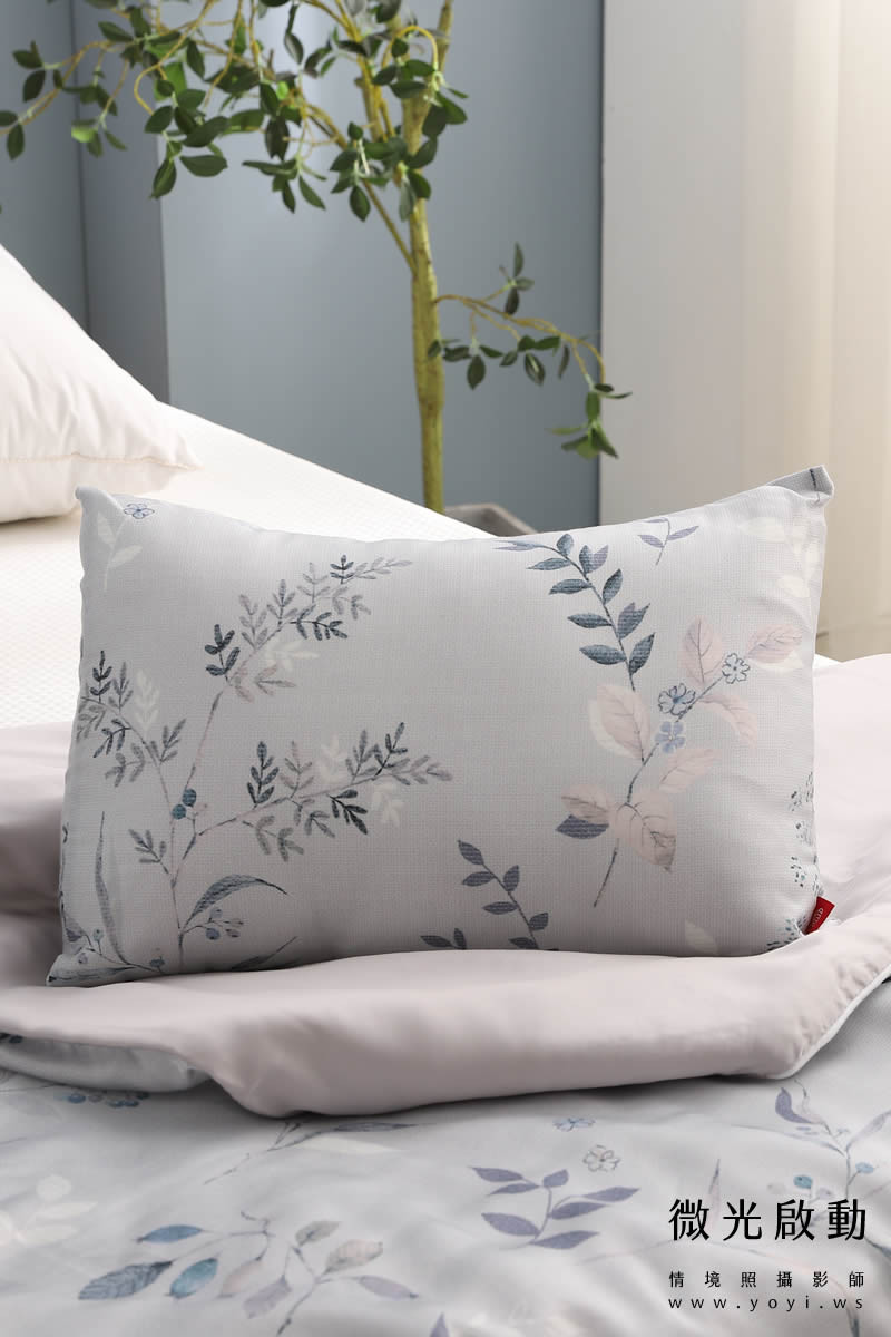 品牌羽絨被攝影｜合隆羽藏粉色輕柔羽絨被模特兒情境攝影｜合隆羽藏 81