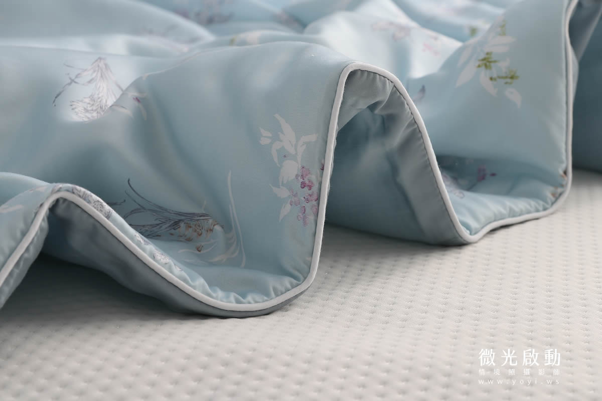 品牌羽絨被攝影｜合隆羽藏粉色輕柔羽絨被模特兒情境攝影｜合隆羽藏 95