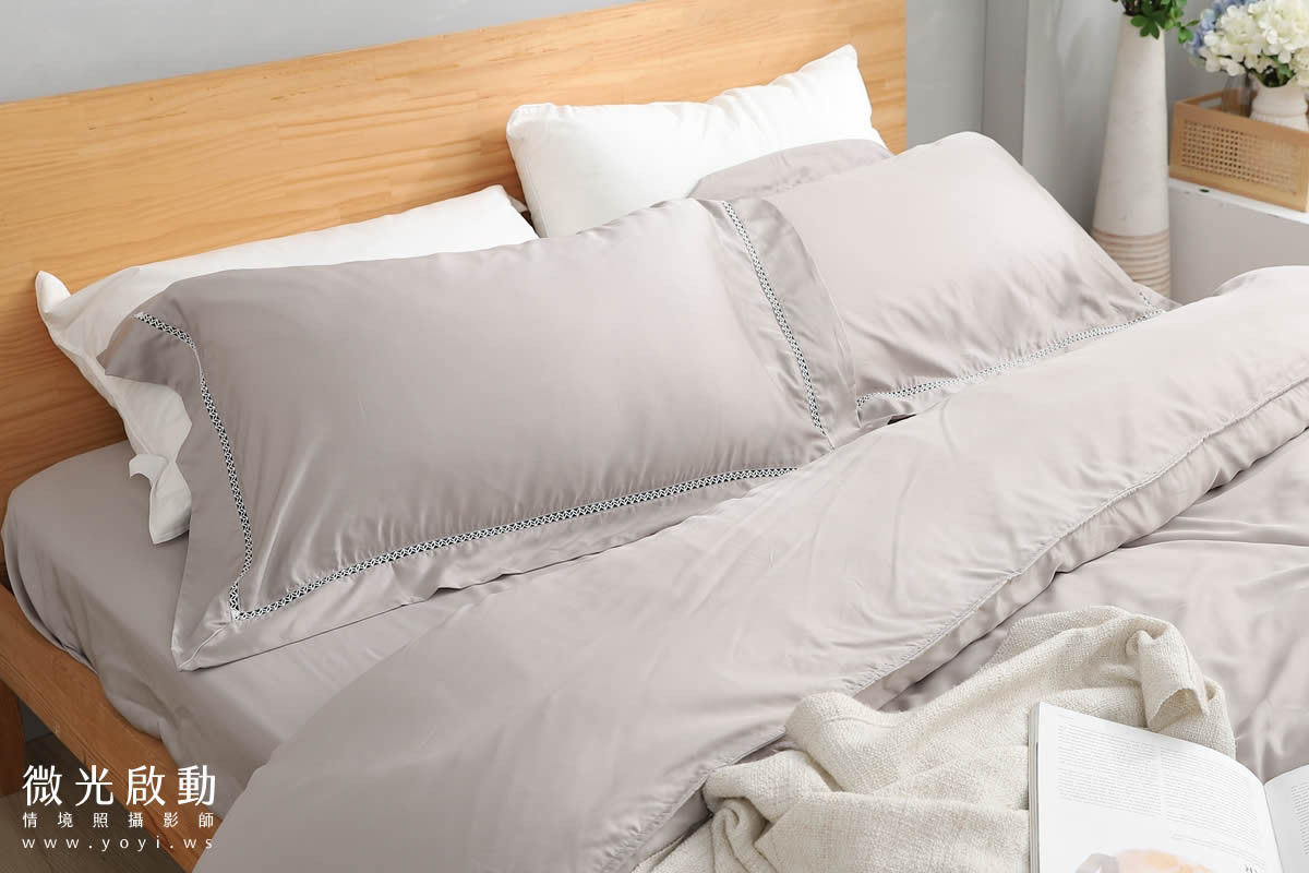寢具商品攝影｜藍色沉穩圖騰雙人床包組情境攝影｜愛利斯寢具 75