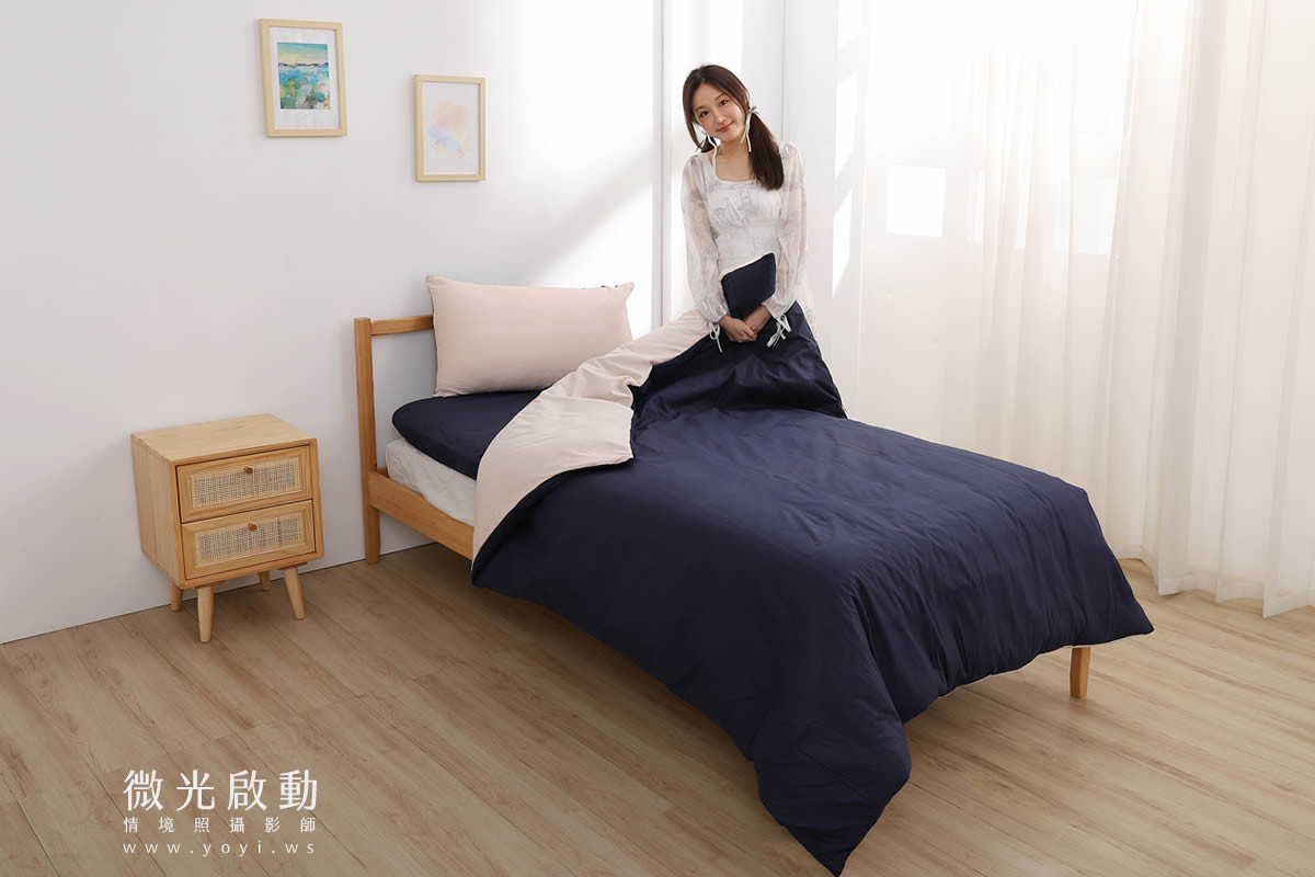 寢具商品攝影｜水藍色單人床包組模特兒情境攝影｜蓓爾國際 35