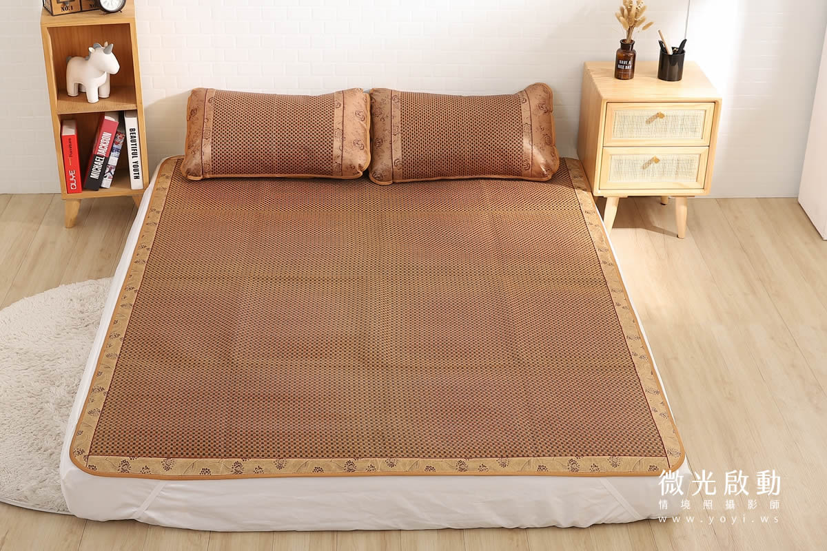 夏季寢具攝影｜藍色童趣圖騰單人床包與涼蓆情境攝影｜宜立固才 3