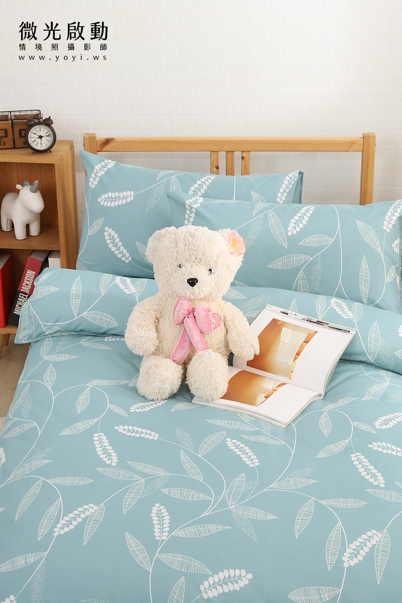 夏季寢具攝影｜藍色童趣圖騰單人床包與涼蓆情境攝影｜宜立固才 9