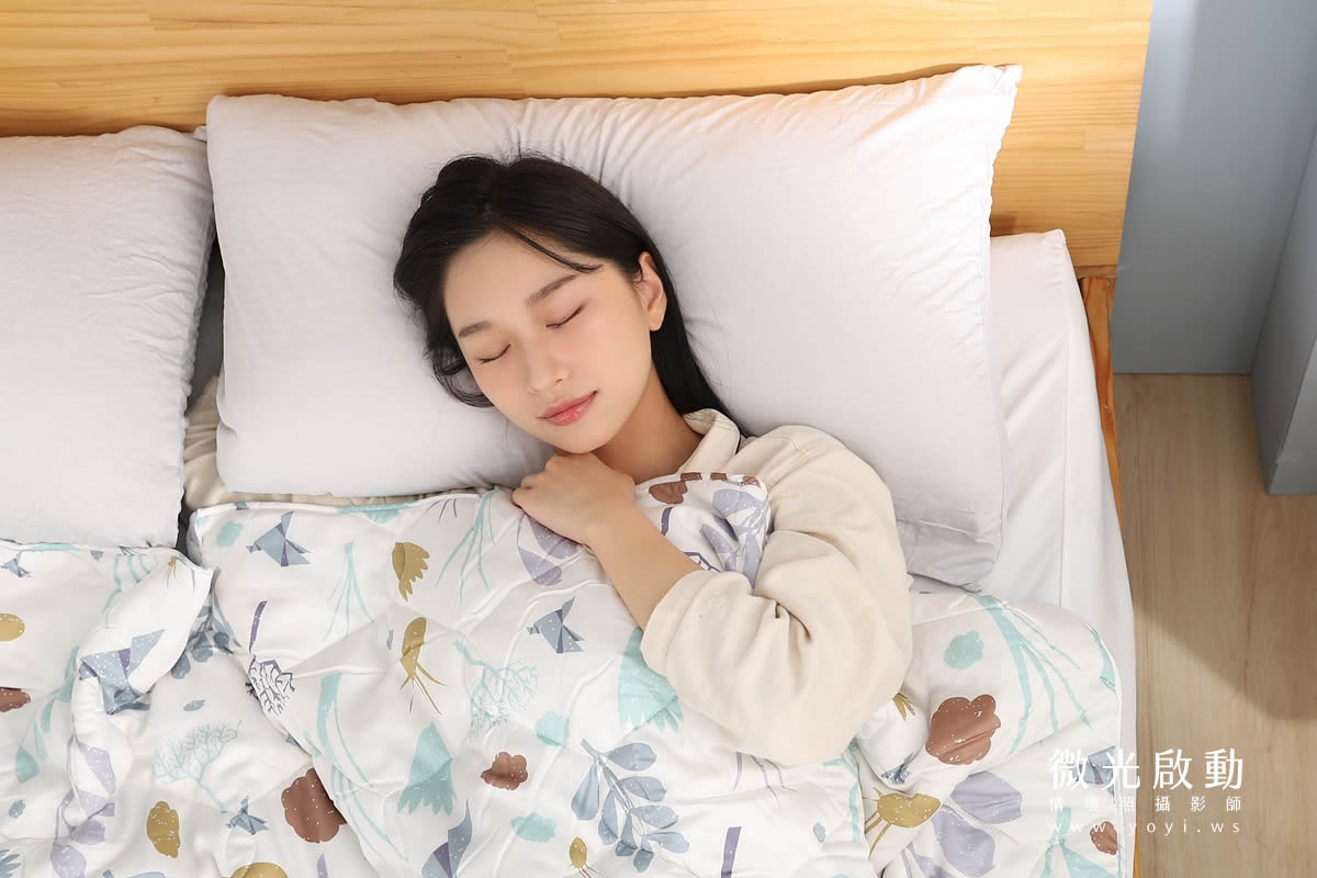 寢具商品攝影｜智靈捷機能床墊與寢具模特兒情境攝影｜智靈捷 3