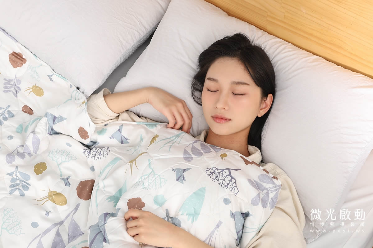 寢具商品攝影｜智靈捷機能床墊與寢具模特兒情境攝影｜智靈捷 13