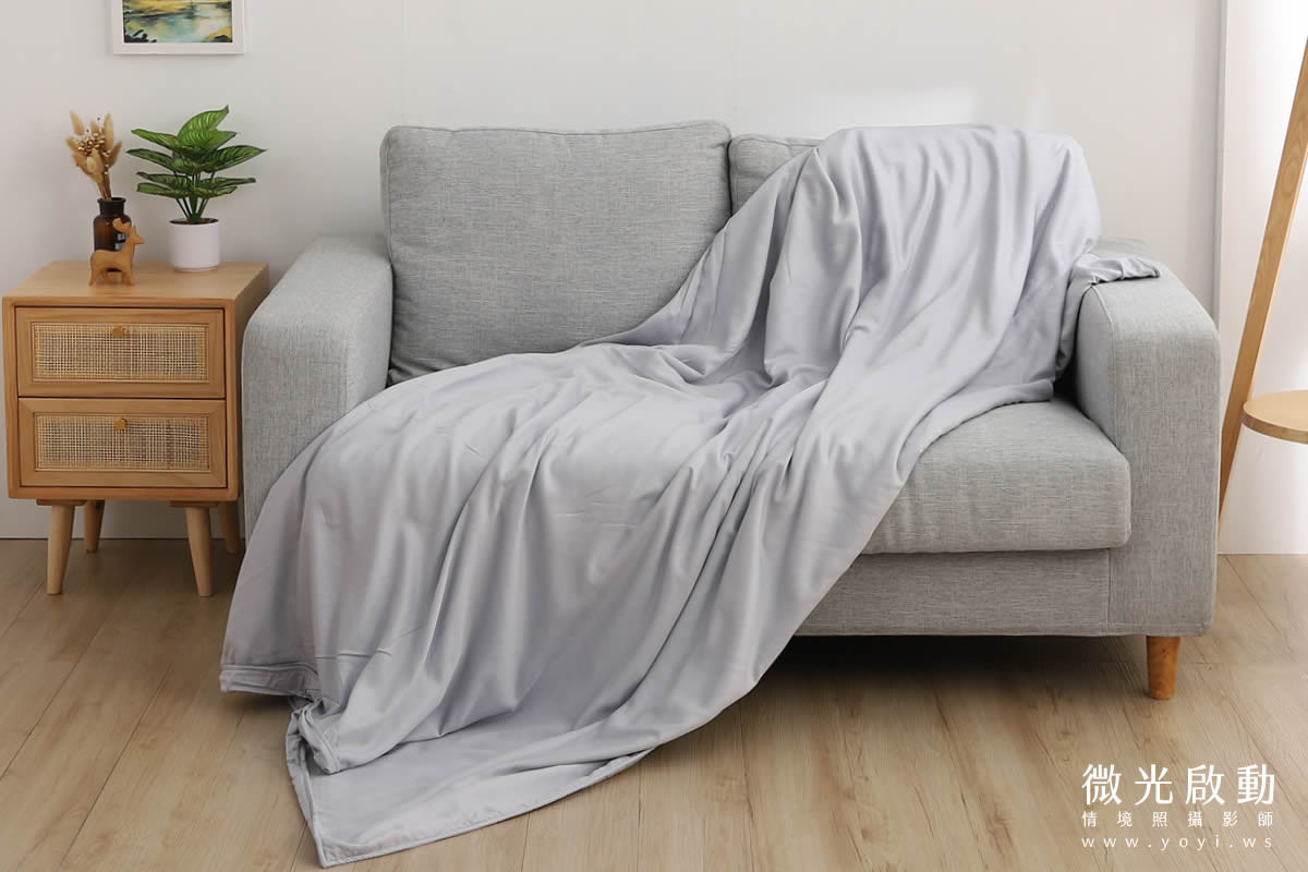 寢具配件攝影｜灰色質感沙發毯保暖情境攝影｜瑞益寢具 59