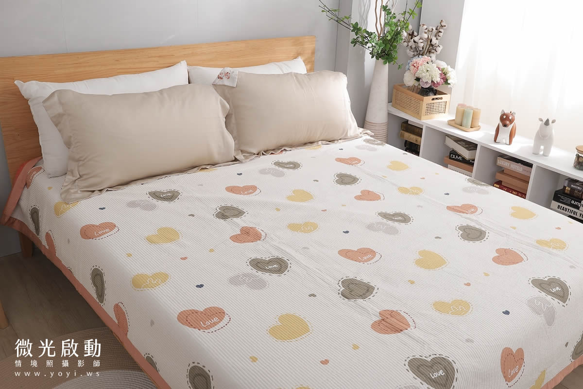 寢具商品攝影｜清新白底碎花雙人床包組情境攝影｜傑昱 119