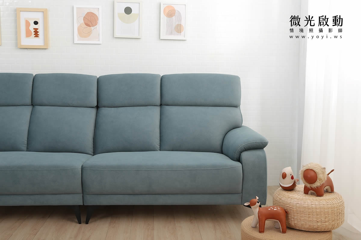 家具商品攝影｜北歐風藍色質感布沙發客廳情境攝影 19