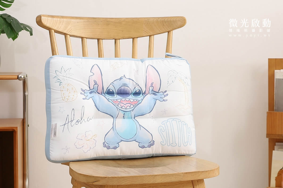 卡通聯名抱枕攝影｜Hello Kitty 粉色花卉藝術風格抱枕情境攝影｜床的嫁紗 5