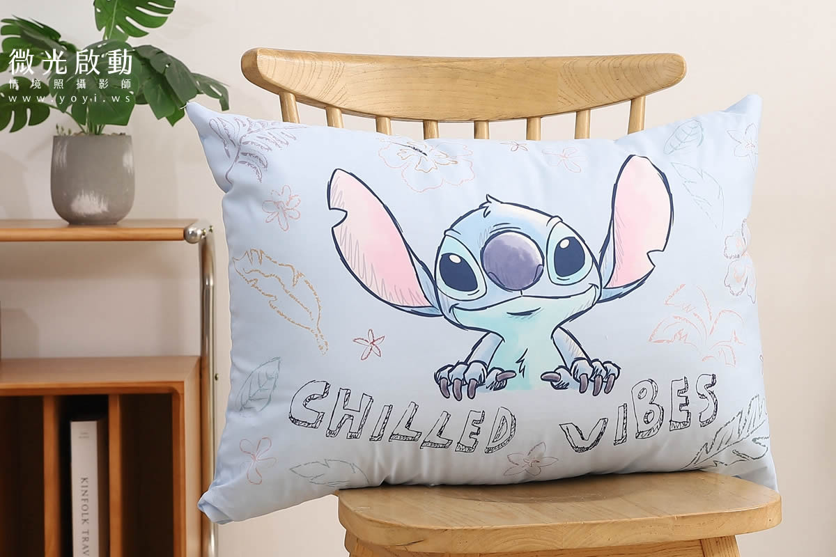 卡通聯名抱枕攝影｜Hello Kitty 粉色花卉藝術風格抱枕情境攝影｜床的嫁紗 33