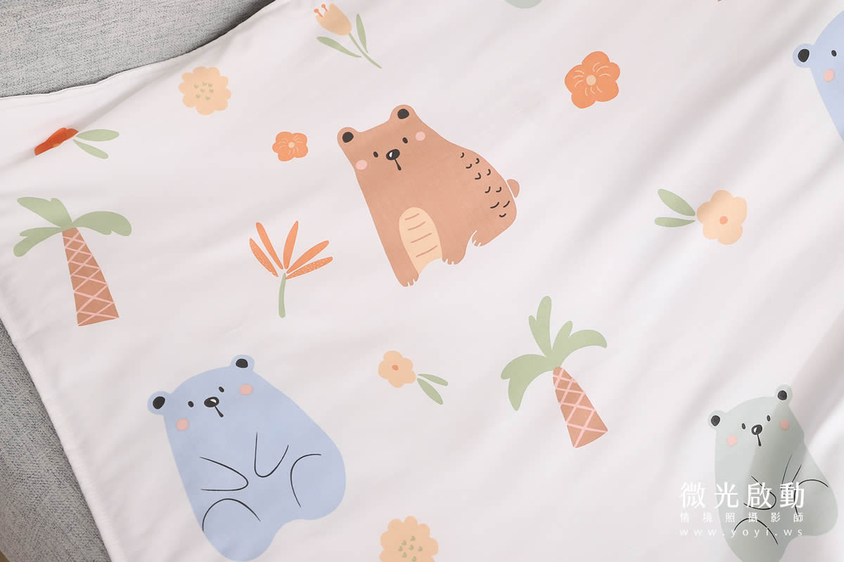 兒童涼被攝影｜夏季透氣涼感圖騰兒童涼被情境攝影｜蒂澄商行 1