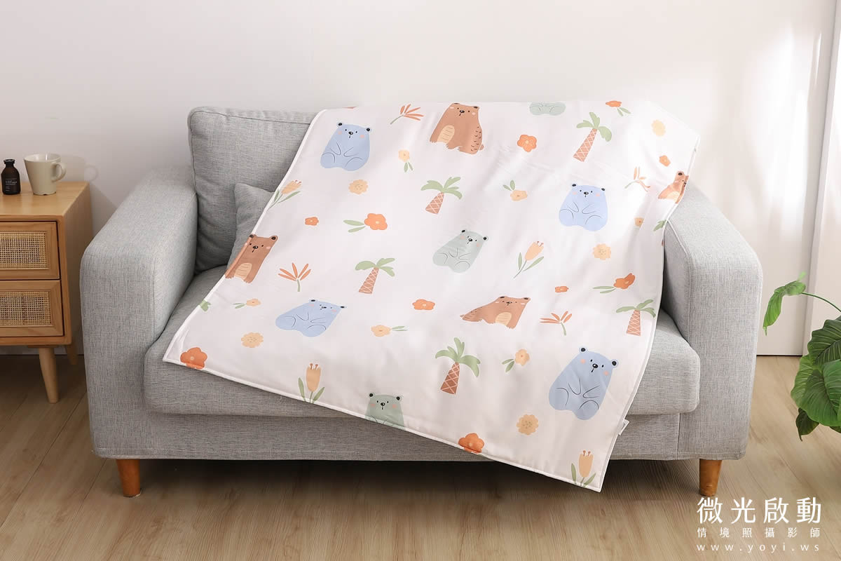 兒童涼被攝影｜夏季透氣涼感圖騰兒童涼被情境攝影｜蒂澄商行 3